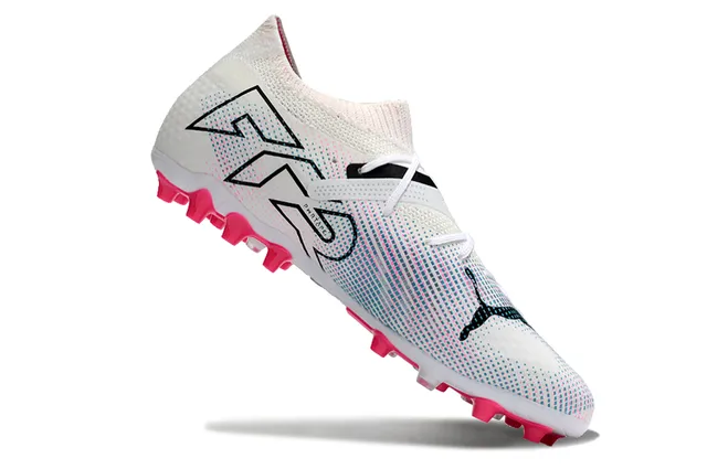 Puma Future Z تدرج أبيض وردي أرضية صلبة حذاء كرة قدم 2