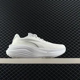 Puma Magmax Nitro Off-White Running Shoes