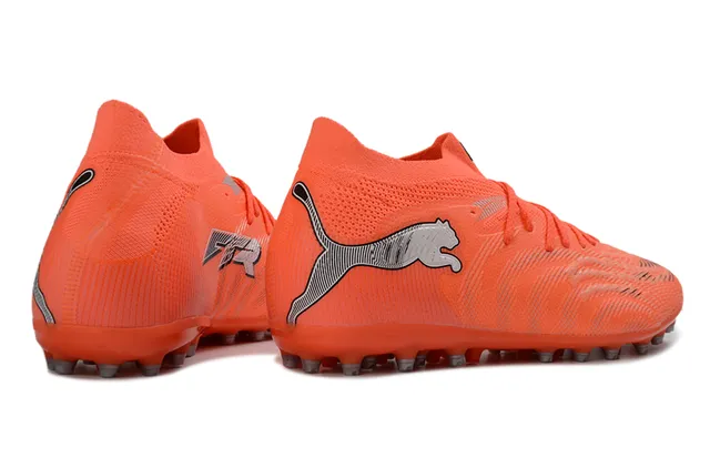 Puma Chaussures de football orange argent tricotées sans couture dessus crampons coniques à pointe métallique sol ferme 5