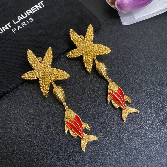 Saint Laurent boucles d'oreilles pendantes étoile de mer et poisson émaillé 6