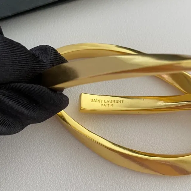 Saint Laurent Boucles d'oreilles aro twist or poli 4