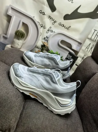 Salomon White Silver Layered Mesh And Synthetic Upper TPU Cage Overlay Chunky Sneakers 7