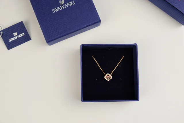 Swarovski Pink Gold Chain Crystal Centerpiece Necklace 5