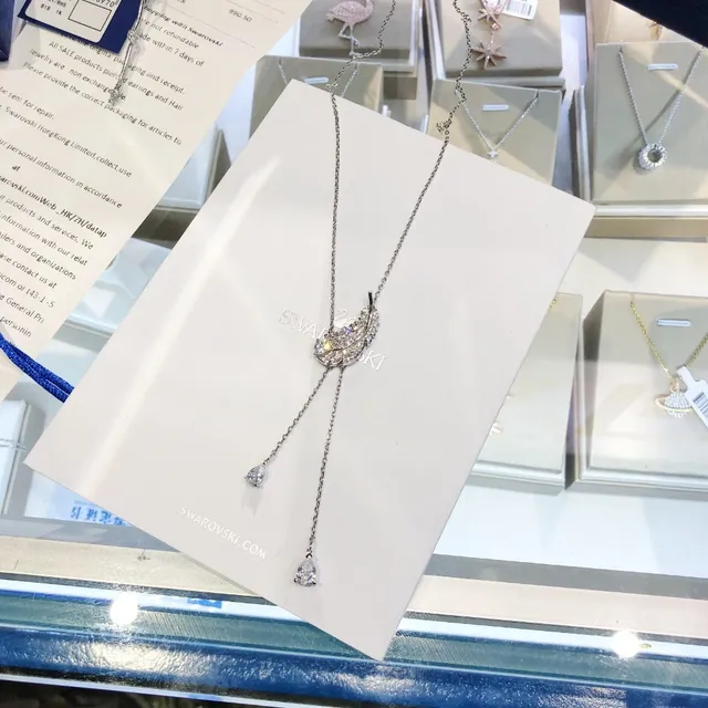 Swarovski Silver Transparent Feather-Shaped Pendant Pavé-Crystal Setting Necklace 2