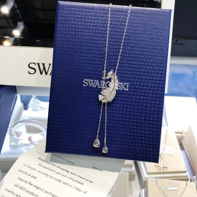 Swarovski Silver Transparent Feather-Shaped Pendant Pavé-Crystal Setting Necklace 7