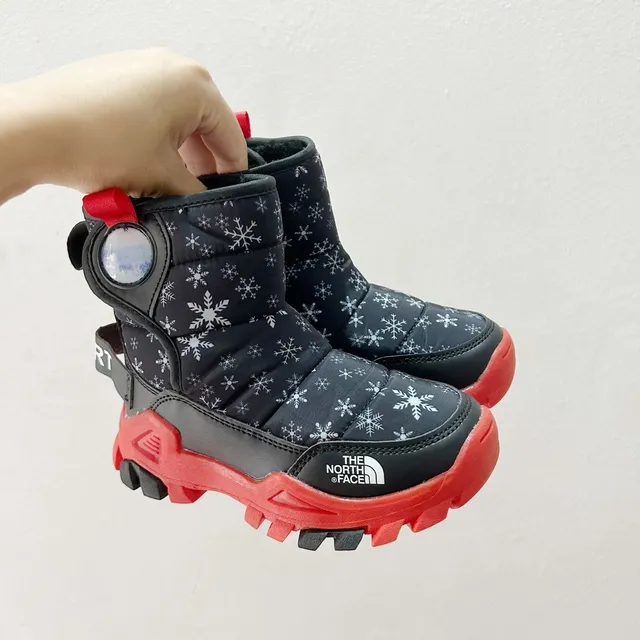 The North Face Black Red Quilted Insulated Upper Snowflake Print Snow Boots 8