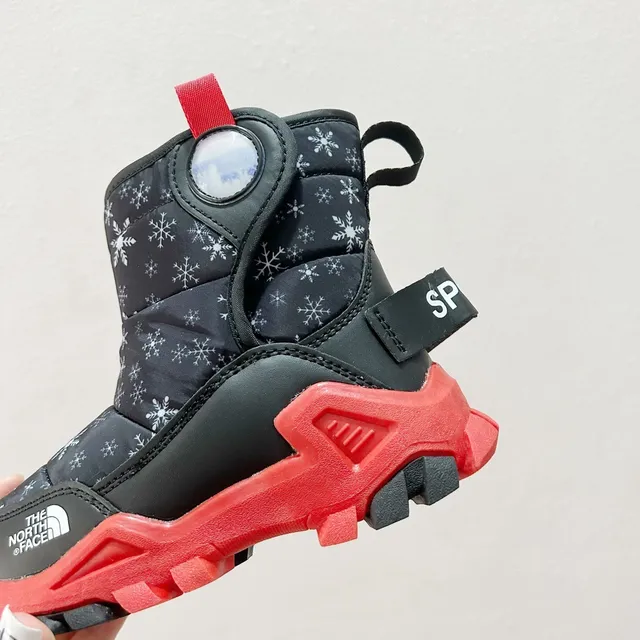The North Face Black Red Quilted Insulated Upper Snowflake Print Snow Boots 13