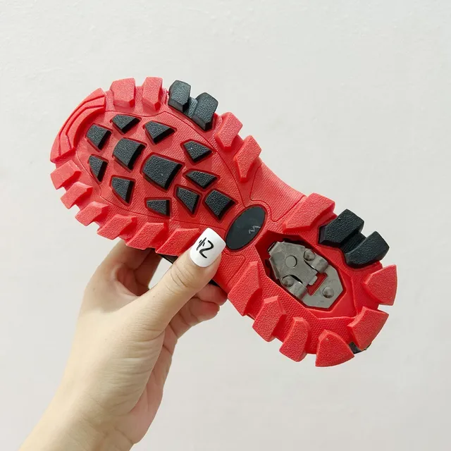 The North Face Black Red Quilted Insulated Upper Snowflake Print Snow Boots 15