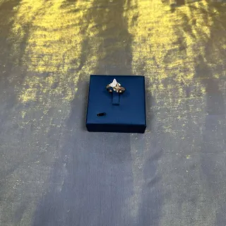 Tiffany & Co. Bague en or pierres bleues en forme d'étoile cluster pavé-set