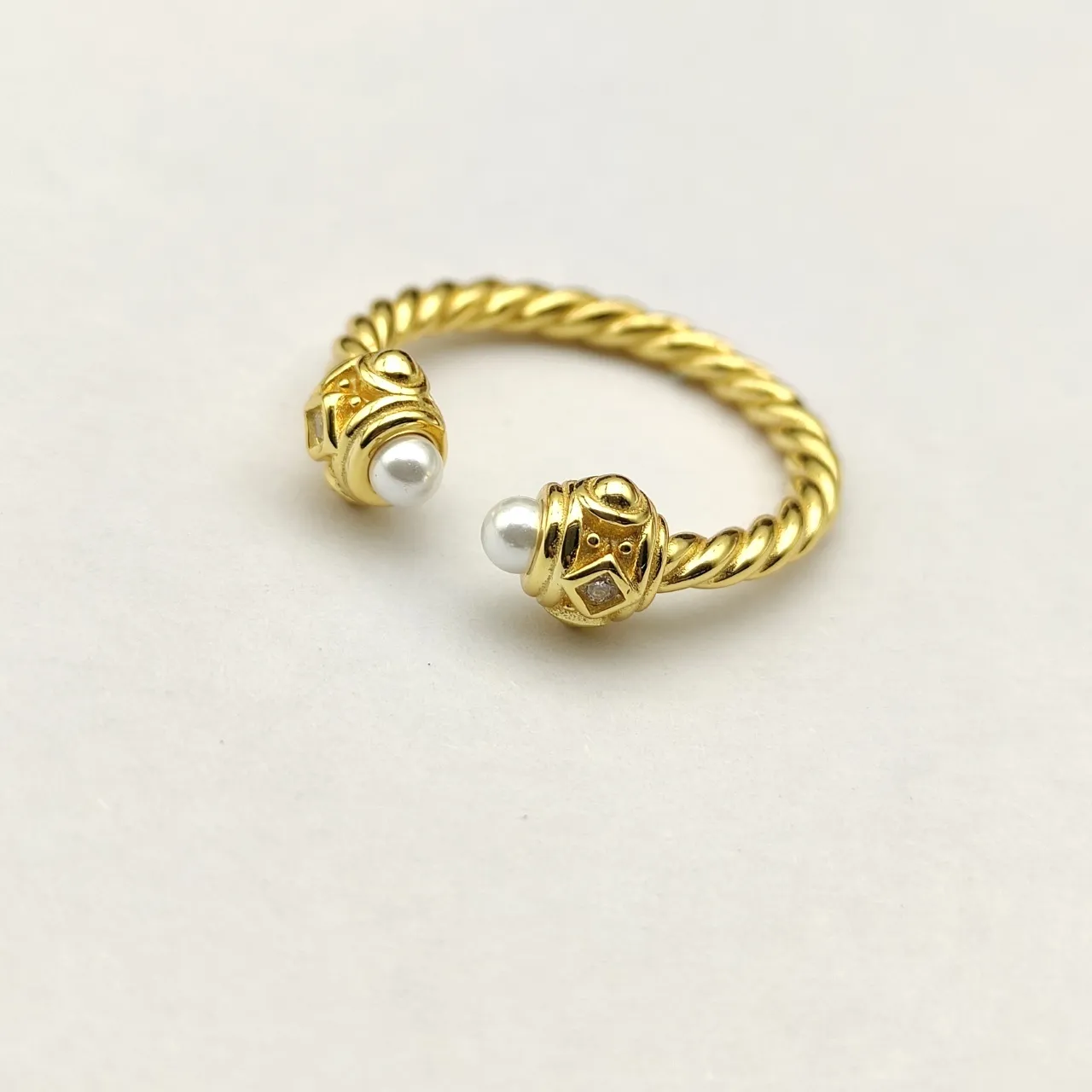 Tiffany & Co. Rope Pearl and Diamond Ring 5