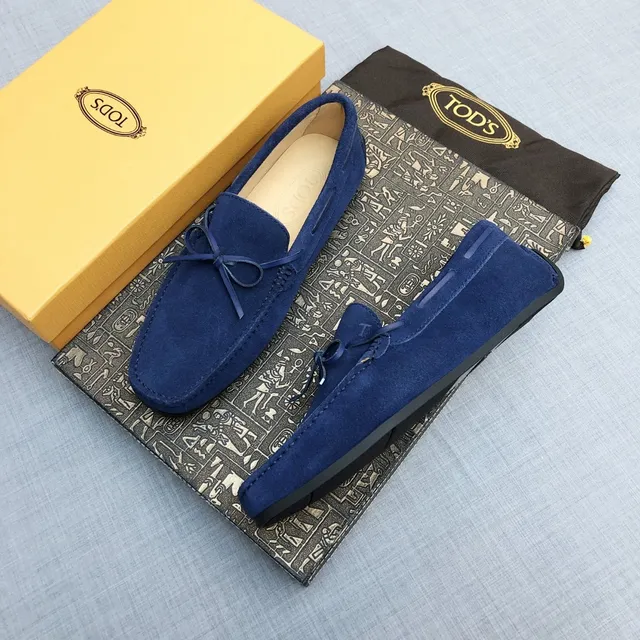 Tod's Double T Bow Loafer Mocassins de Camurça Marinho 2