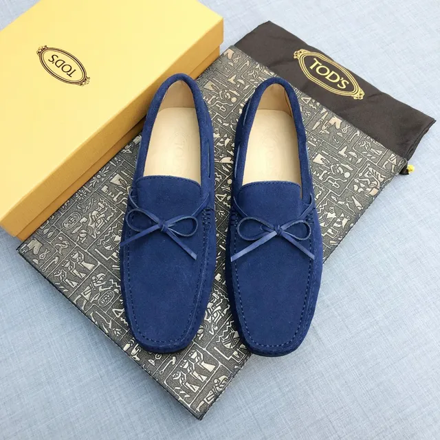 Tod's Double T Bow Loafer Mocassins de Camurça Marinho 6