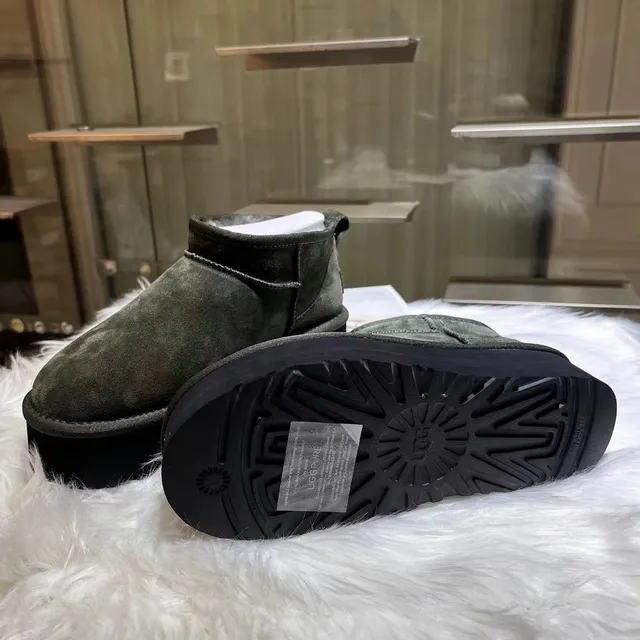 UGG Army Green Black Suede Upper Shearling-Lined Snow Boots 6