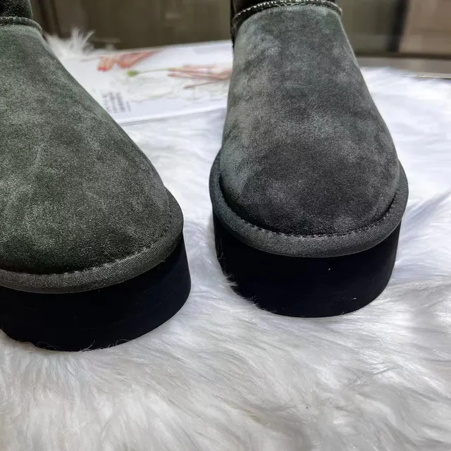 UGG Army Green Black Suede Upper Shearling-Lined Snow Boots 7