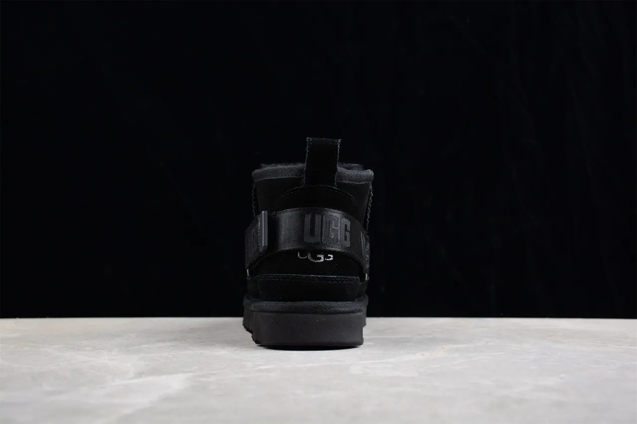 UGG Black Shearling-Lined Dual Strap Closure Snow Boots 9