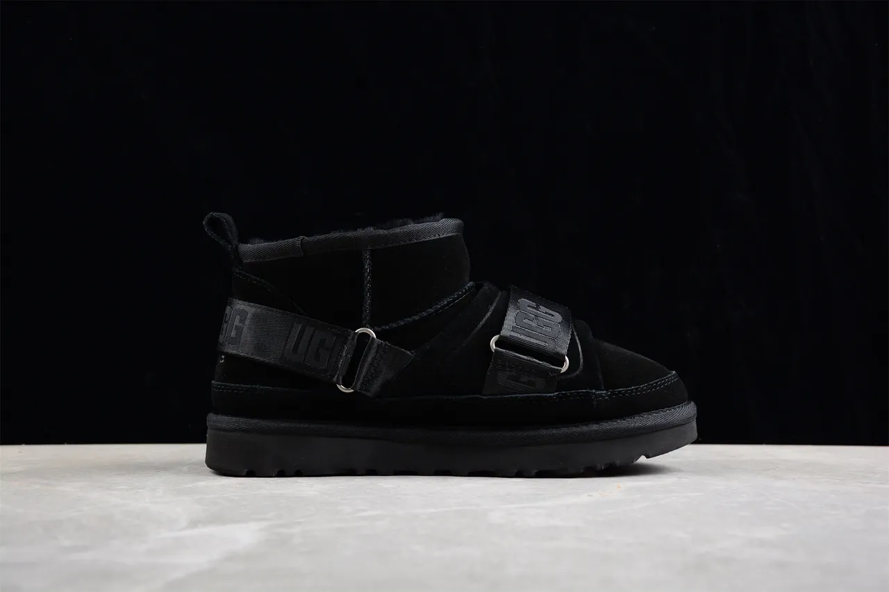 UGG Black Shearling-Lined Dual Strap Closure Snow Boots 10