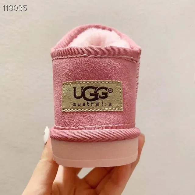UGG Black Slip-On Shearling-Lined Snow Boots 21