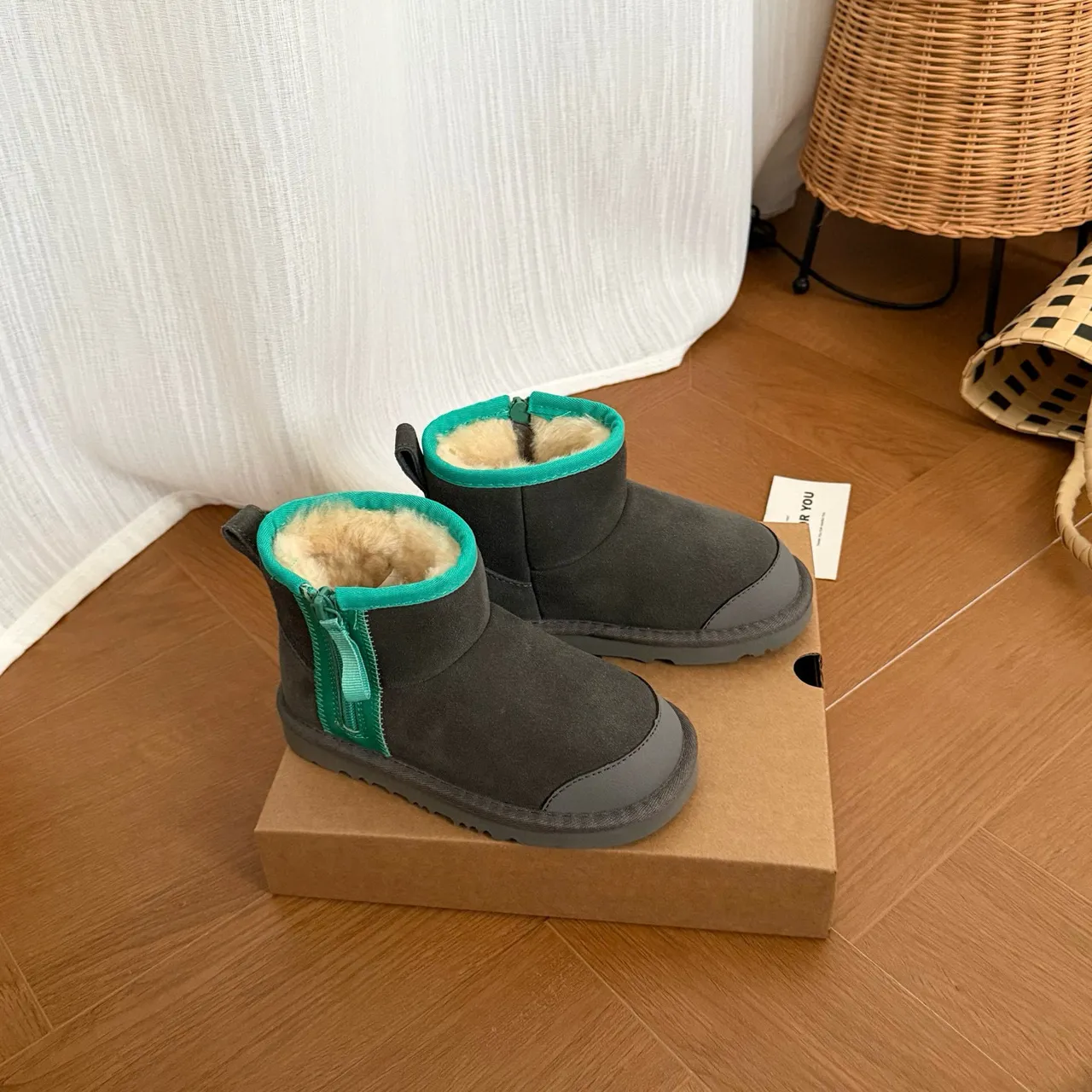 UGG Brown Orange Suede Upper Shearling-Lined Snow Boots 6