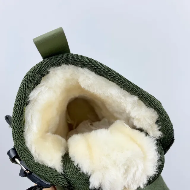 UGG Botas de Neve de Camurça Marrom com Dupla Fivela e Tirante 21