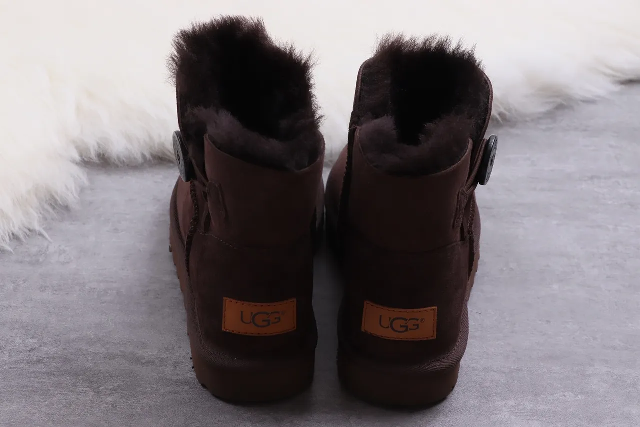UGG Classic Mini Chocolate Brown Suede Snow Boots 14
