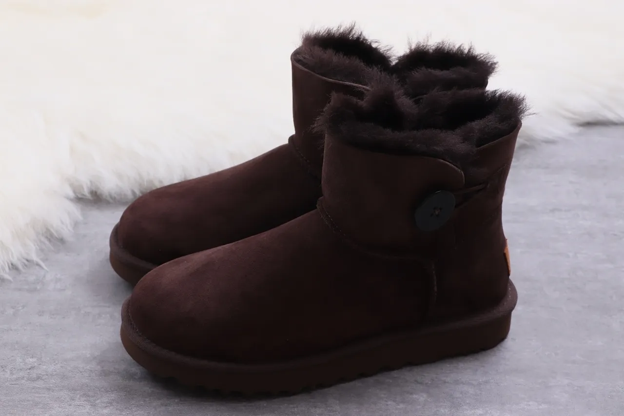 UGG Classic Mini Chocolate Brown Suede Snow Boots 12