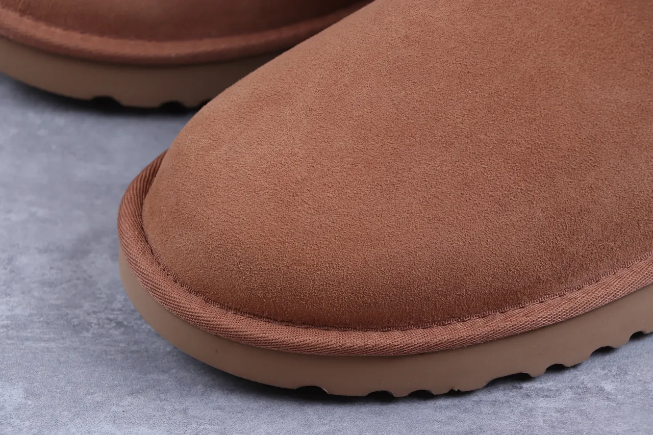 UGG Classic Short Chestnut Suede Shearling-Lined Snow Boots 4
