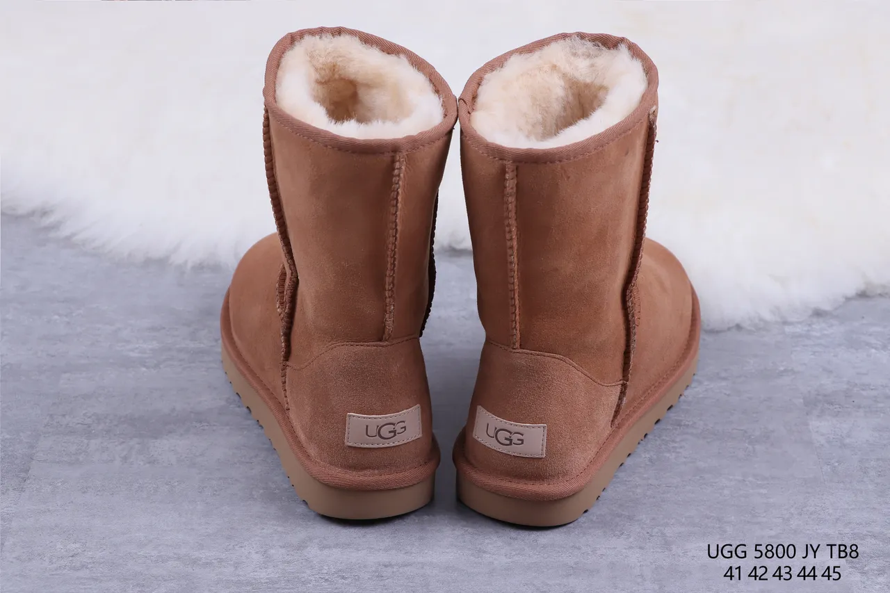 UGG Classic Short Chestnut Suede Shearling-Lined Snow Boots 8