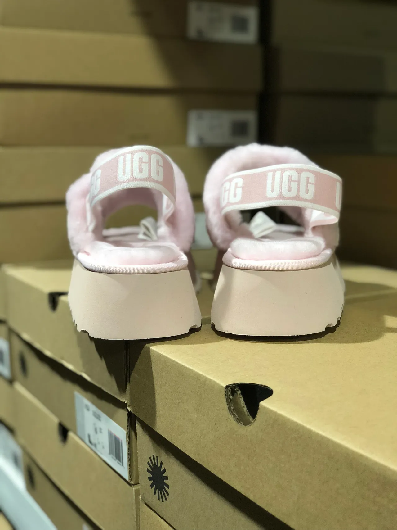 UGG Pink Beige Fluffy Shearling Upper Thick Platform Sole Slippers 8
