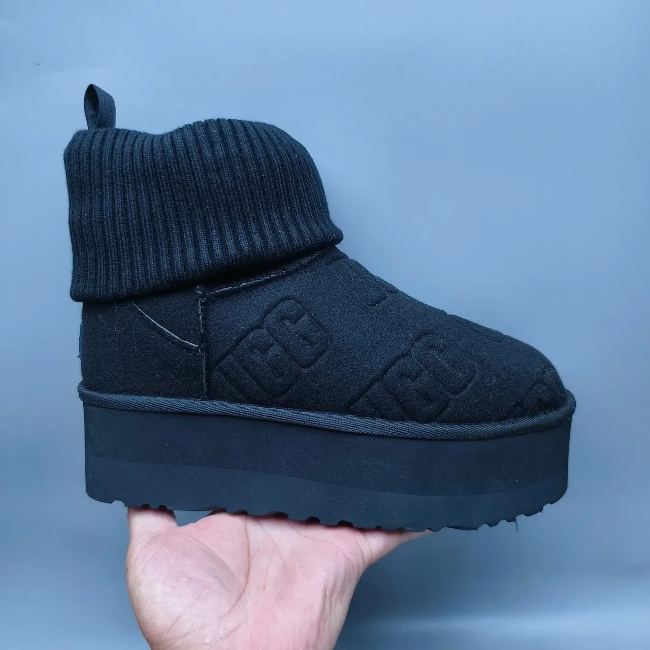 UGG Tasman কালো প্ল্যাটফর্ম সোল রিবড নিট কাফ স্নো বুট 2