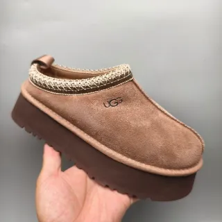 UGG Tasman Brown Beige Platform Sole Woven Knit Trim أحذية كاجوال