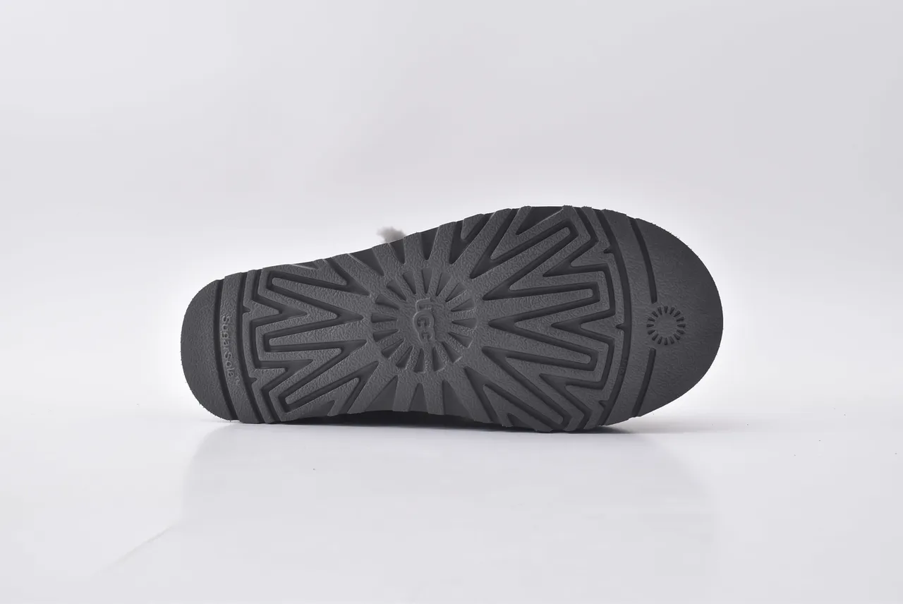 UGG Tasman Bottes de Neige à Plateforme Gris Charbon Fourrées de Mouton 9