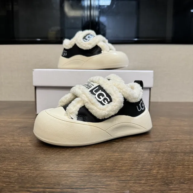 UGG Tasman Maroon and Black Shearling-Lined Chunky Sneakers 3