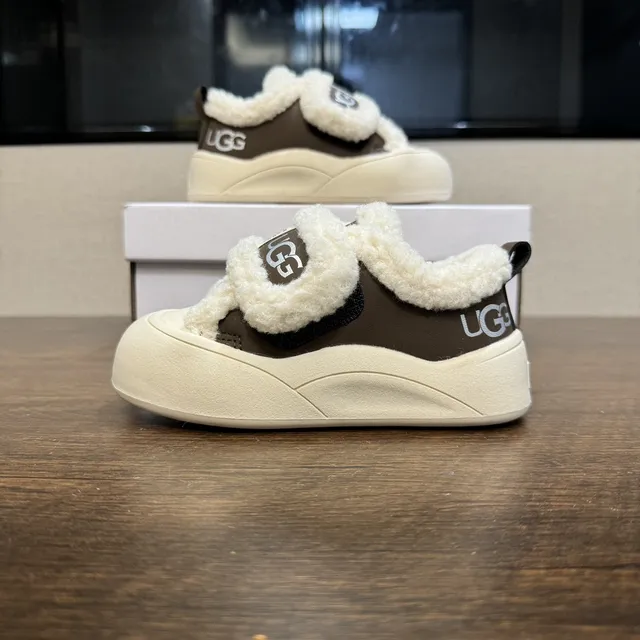 UGG Tasman Maroon and Black Shearling-Lined Chunky Sneakers 14
