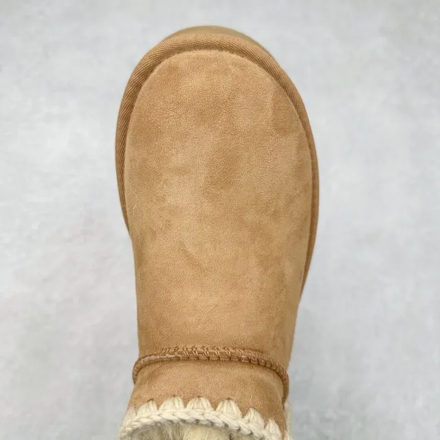 UGG Tasman Platform Tan Suede Snow Boots 6