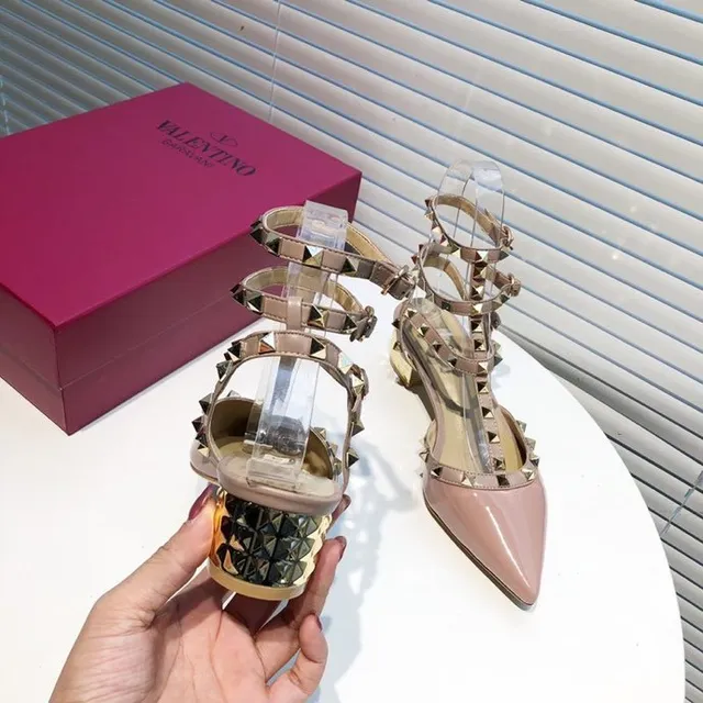 Valentino Rockstud Nude Patent Leather Studded Pumps 8