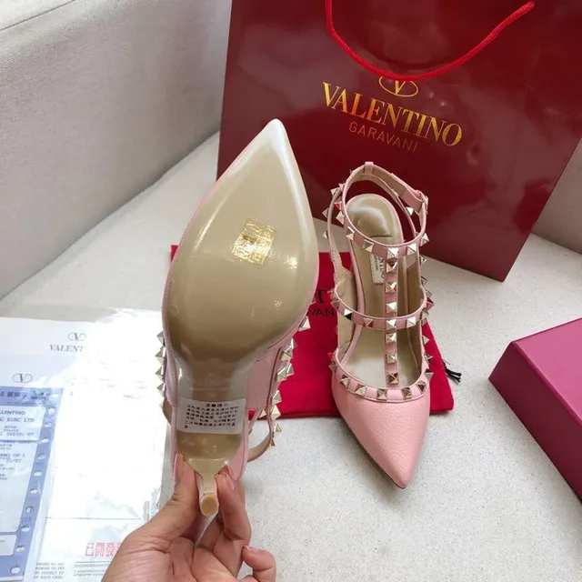 Valentino Rockstud Pink Leather Studded Stilettos 4