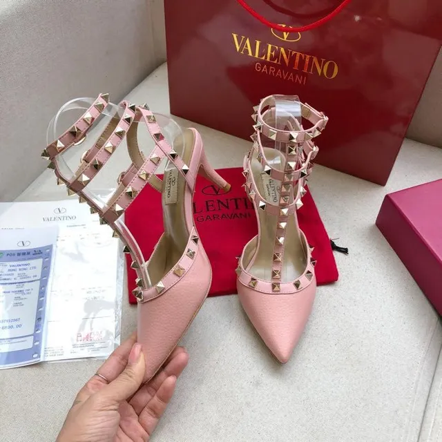 Valentino Rockstud Pink Leather Studded Stilettos 8