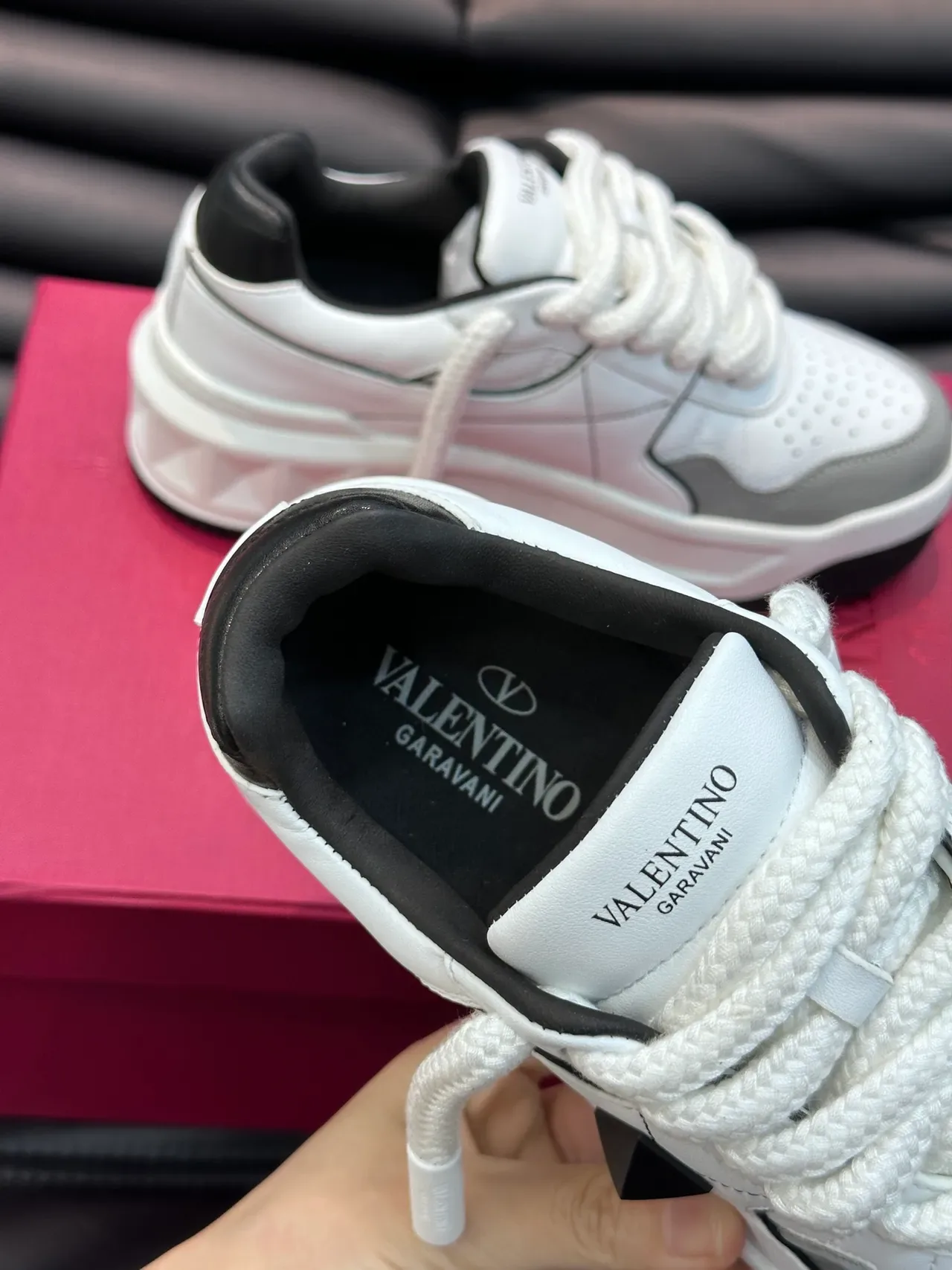 Valentino Rockstud Branco Cinza Preto Tênis Lifestyle 2