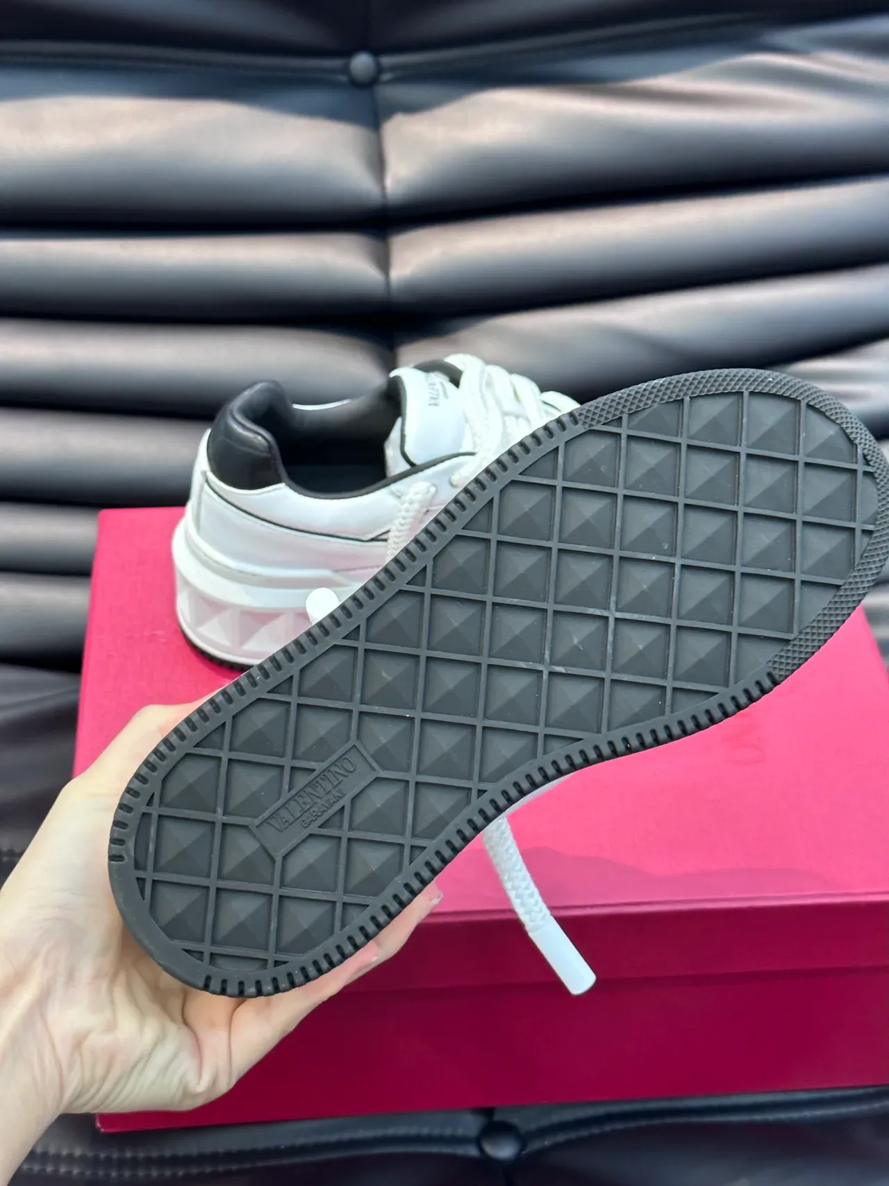 Valentino Rockstud Branco Cinza Preto Tênis Lifestyle 3