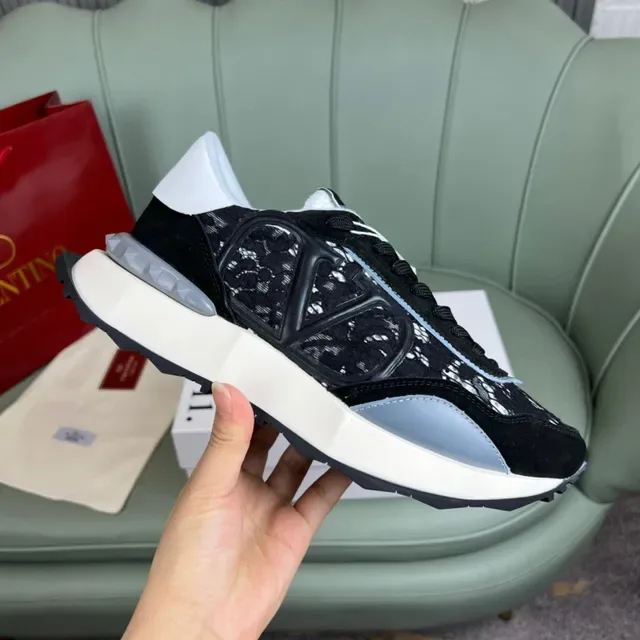 Valentino Runner أحذية رياضية أسود Lace-Panel VLOGO نمط الحياة 4