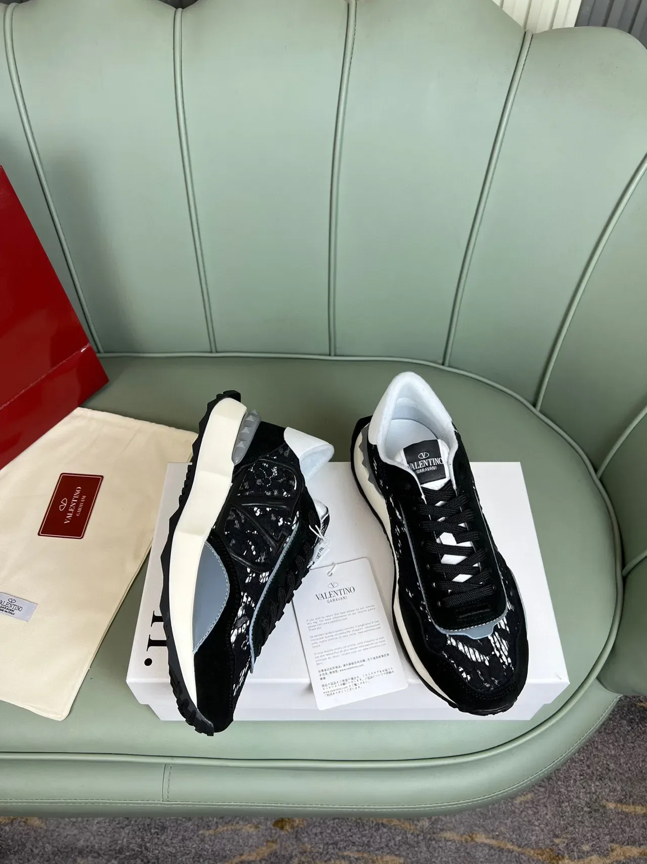 Valentino Runner أحذية رياضية أسود Lace-Panel VLOGO نمط الحياة 5