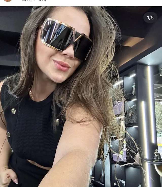 Valentino V-Romask Oversized Shield Sunglasses 2