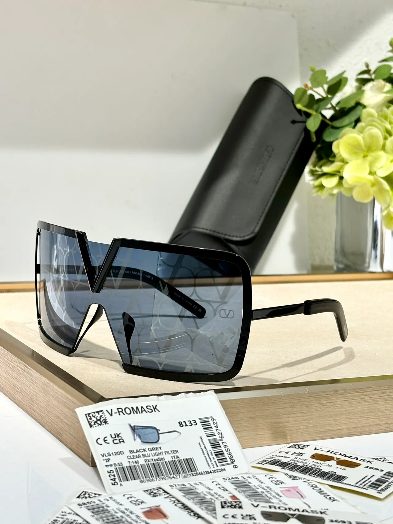 Valentino V-Romask Oversized Shield Sunglasses 4