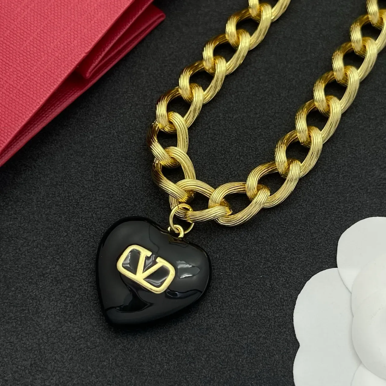 Colar Corrente VLogo Coração Valentino Preto e Dourado 6