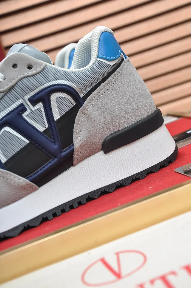 Valentino VLogo Sneaker Gris Marine Blanc Lifestyle Sneakers 9