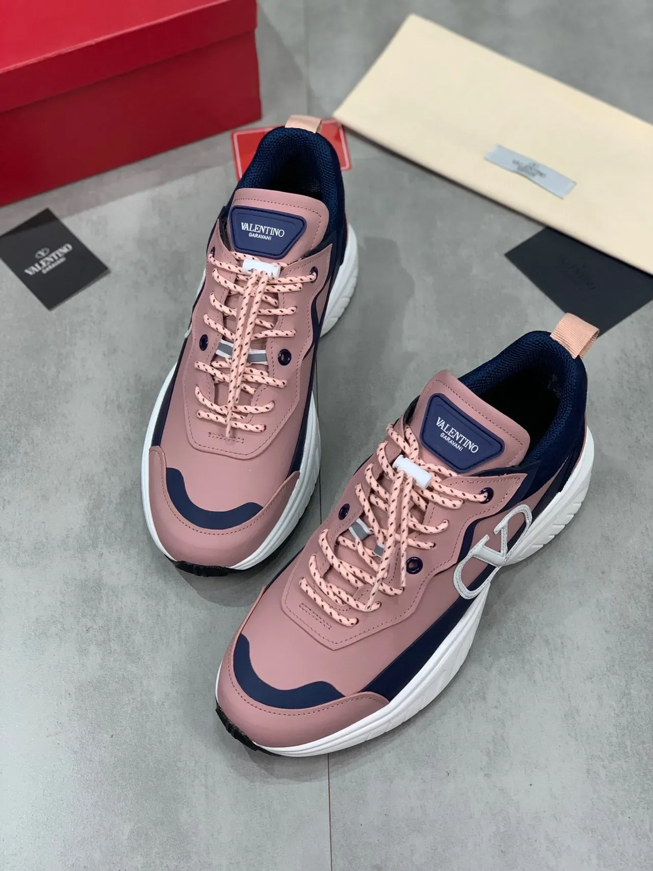 Valentino VLTN Sneakers Chunky Rose et Marine 5
