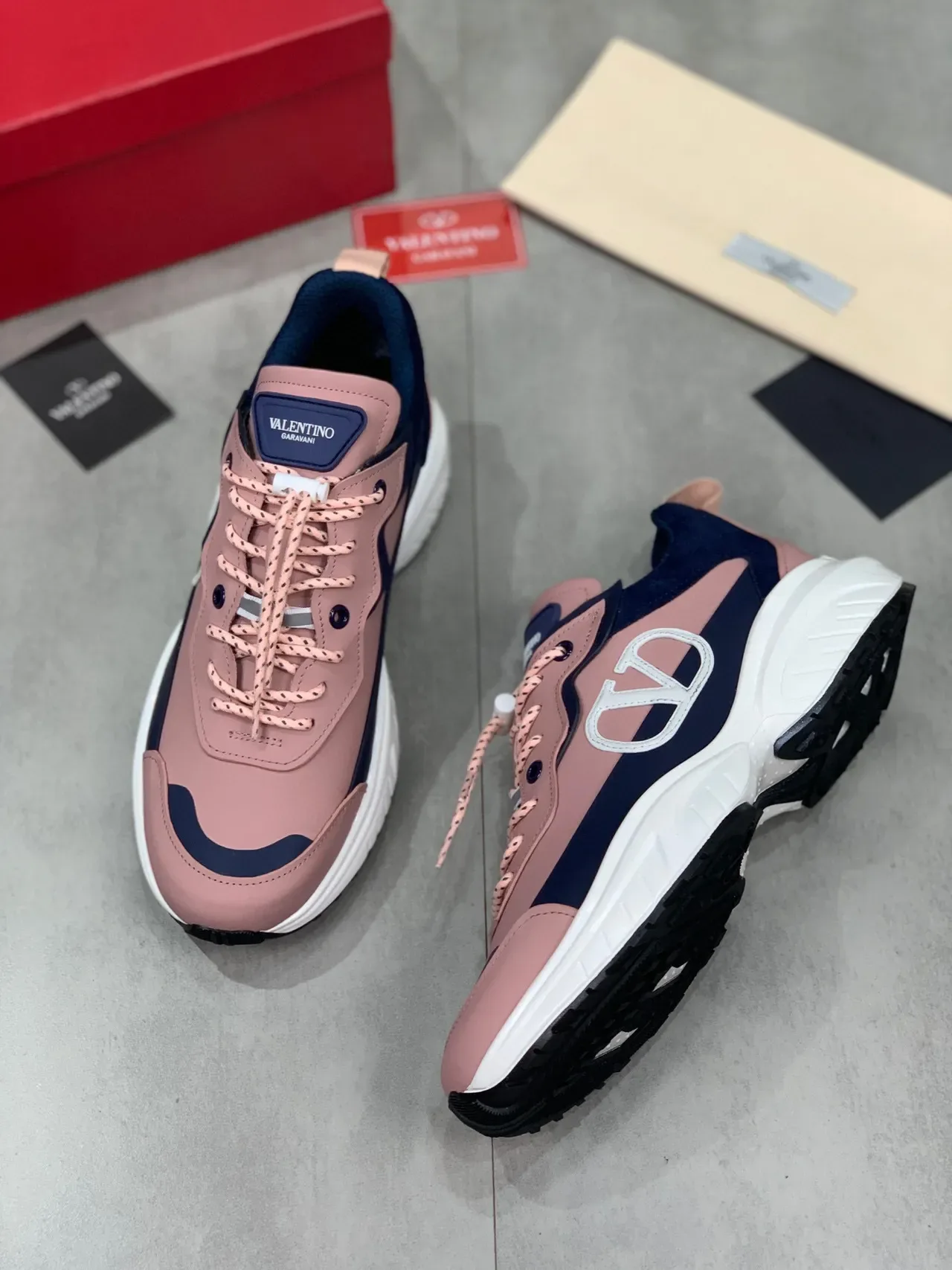 Valentino VLTN Sneakers Chunky Rose et Marine 6
