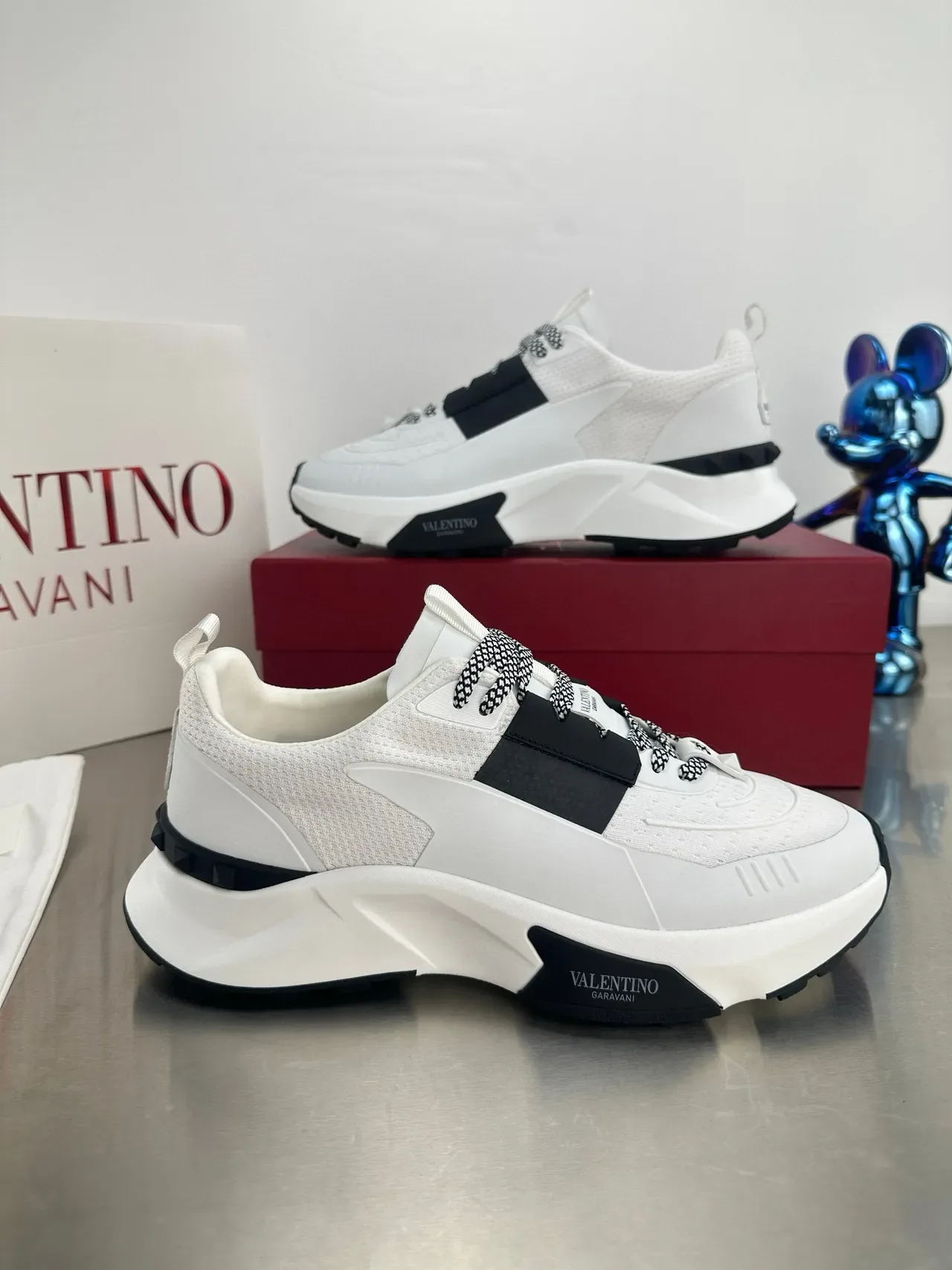Valentino White Black Chunky Platform Sole Strap Accent Lifestyle Sneakers 3