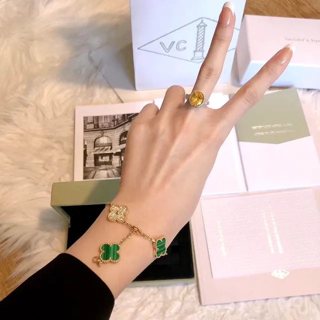 Van Cleef & Arpels Alhambra Cinq motifs malachite et diamant bracelet 5