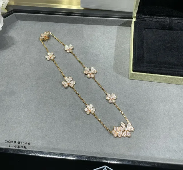 Van Cleef & Arpels Alhambra Floral Pavé Necklace 5